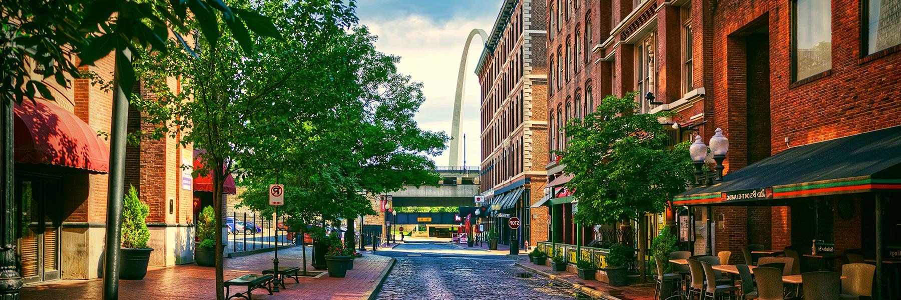 2 Days of French Sights In St Louis-Listed on the National Register of Historic Places, the cobblestone-paved Lacledes Landing sits on the banks of the the Mississippi River